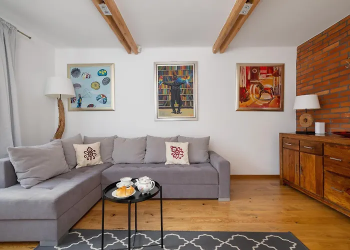 Comfortable Chramcowki In The Centre Of By Noclegi Renters